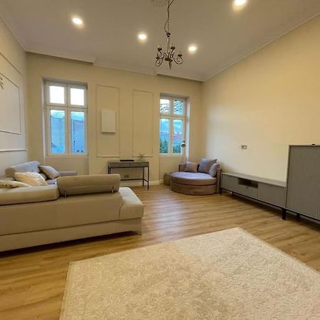 Lucrib Apartment คลูจ-นาโปกา ภายนอก รูปภาพ